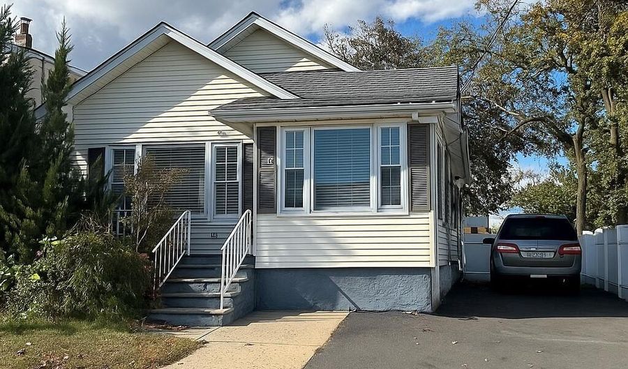 154 Lower Main St, Aberdeen, NJ 07747 - 2 Beds, 1 Bath