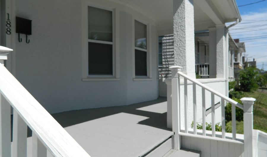 188 Pacific St 1st floor, Bridgeport, CT 06604 - 2 Beds, 1 Bath