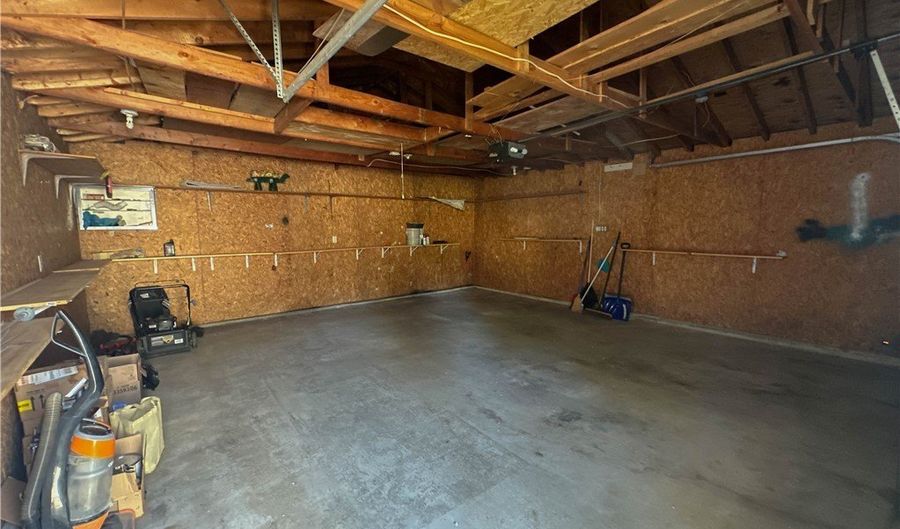 1275 Sawyer Ave, Akron, OH 44310 - 2 Beds, 1 Bath