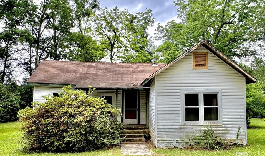 42186 Nicholsville Rd, Bay Minette, AL 36507 - 2 Beds, 1 Bath