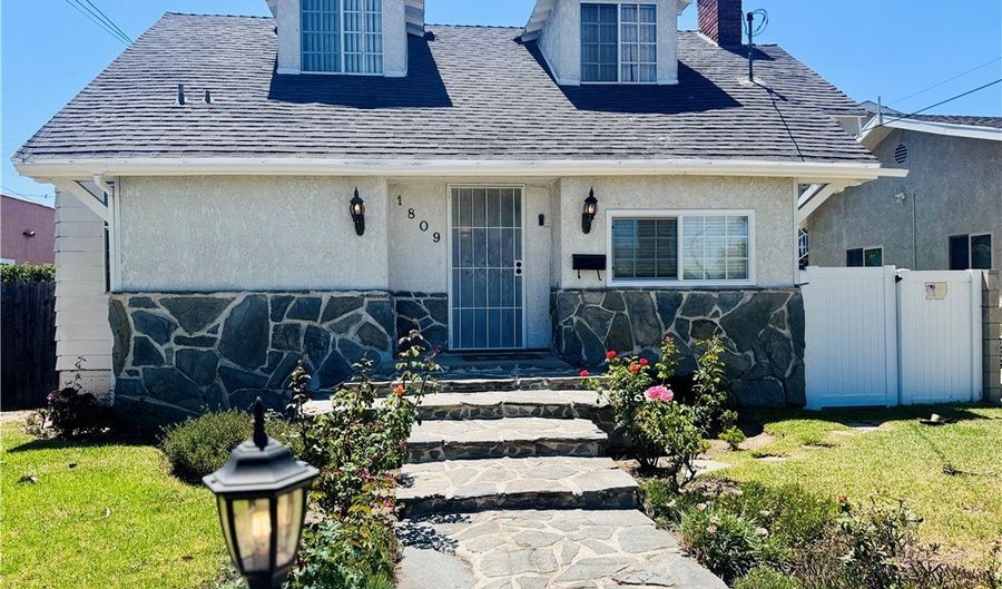 1809 S 5th St, Alhambra, CA 91803 - 3 Beds, 2 Bath