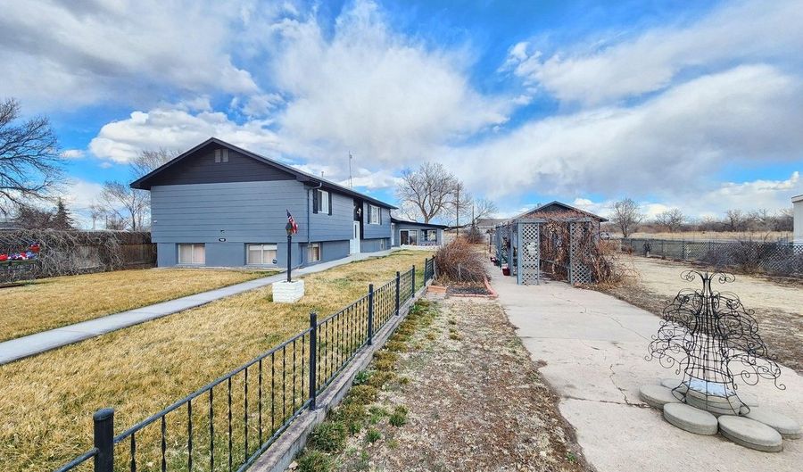 7532 5th St, Atwood, CO 80722 - 5 Beds, 4 Bath