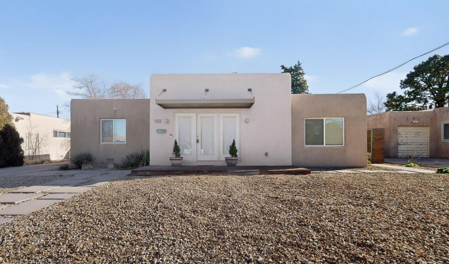 1212 Calle Del Sol NE, Albuquerque, NM 87106 - 4 Beds, 2 Bath
