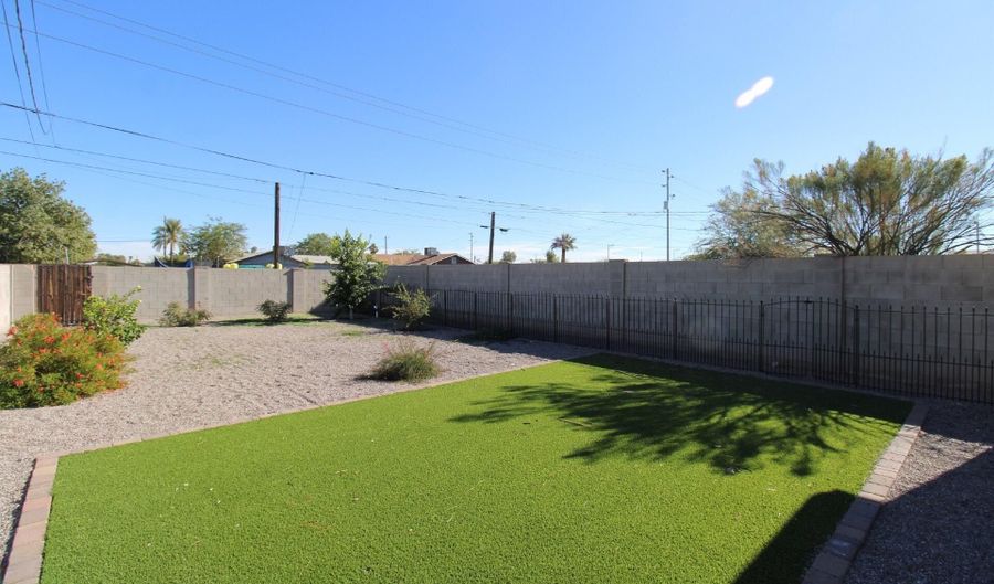 220 N Coolidge Ave, Casa Grande, AZ 85122 - 3 Beds, 3 Bath