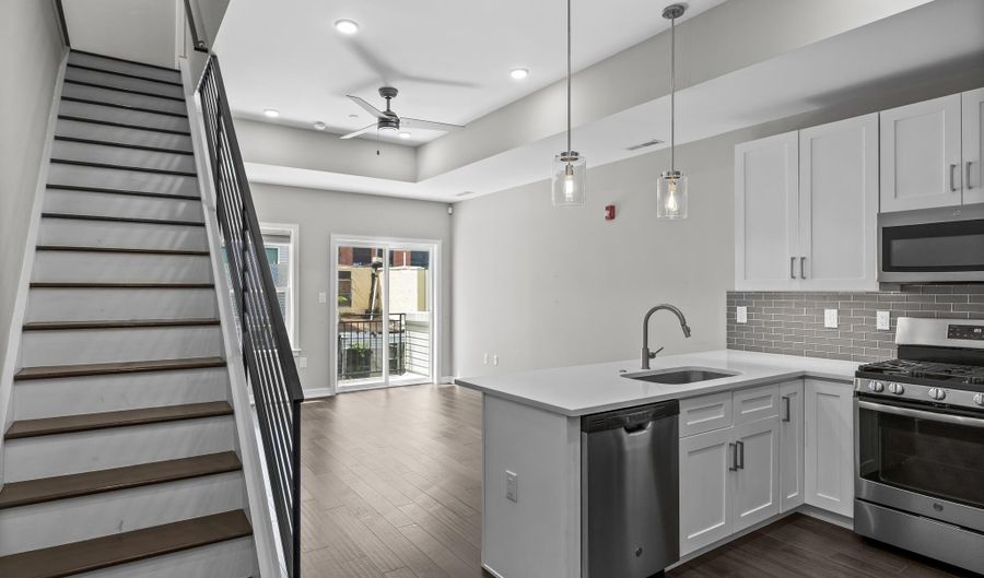 1906 E HAGERT St C, Philadelphia, PA 19125 - 2 Beds, 3 Bath