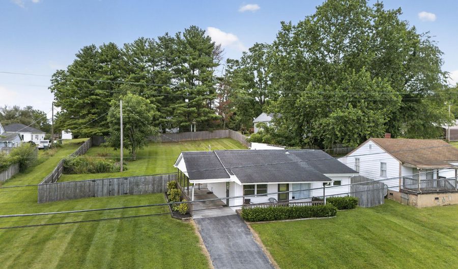 360 Trigg St, Abingdon, VA 24210 - 3 Beds, 1 Bath