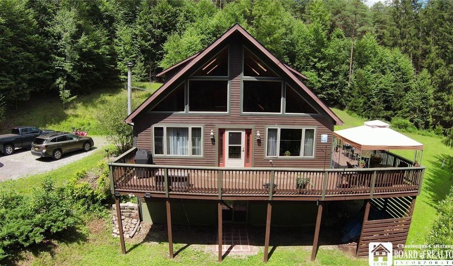 3220 Mcclure Hollow Rd, Allegany, NY 14706 - 3 Beds, 3 Bath