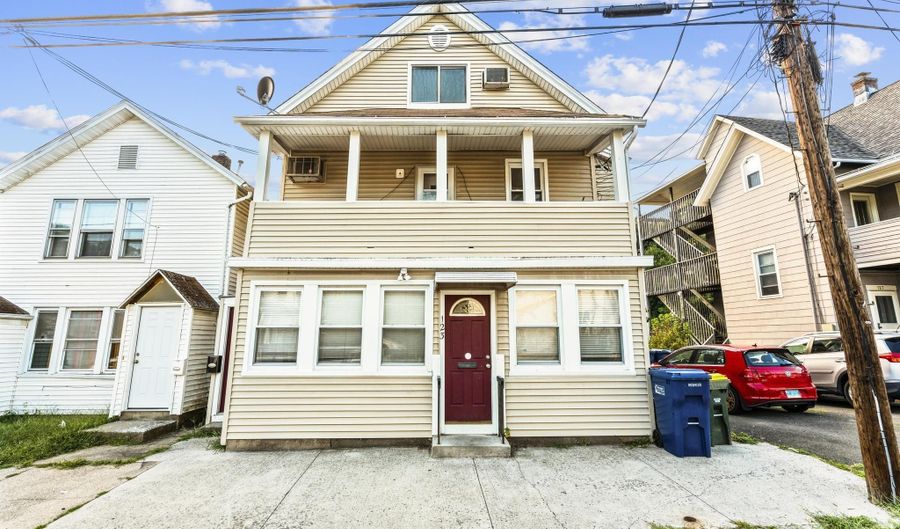 121 N State St, Ansonia, CT 06401 - 7 Beds, 3 Bath