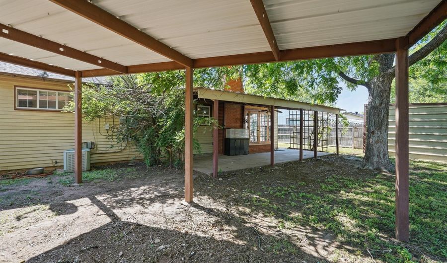 3333 Sayles Blvd, Abilene, TX 79605 - 3 Beds, 2 Bath