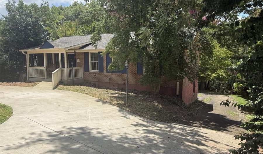5055 Mclendon Dr, Antioch, TN 37013 - 3 Beds, 1 Bath