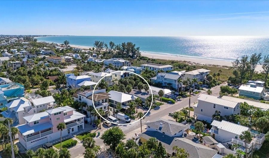 111 CEDAR Ave, Anna Maria, FL 34216 - 3 Beds, 3 Bath