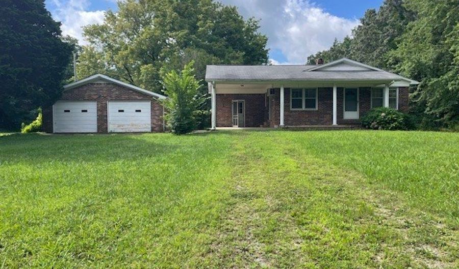 335 Bakers Chapel Church Rd, Big Sandy, TN 38221 - 3 Beds, 1 Bath