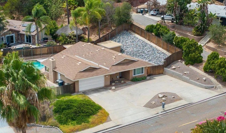715 S Upas, Escondido, CA 92025 - 4 Beds, 2 Bath