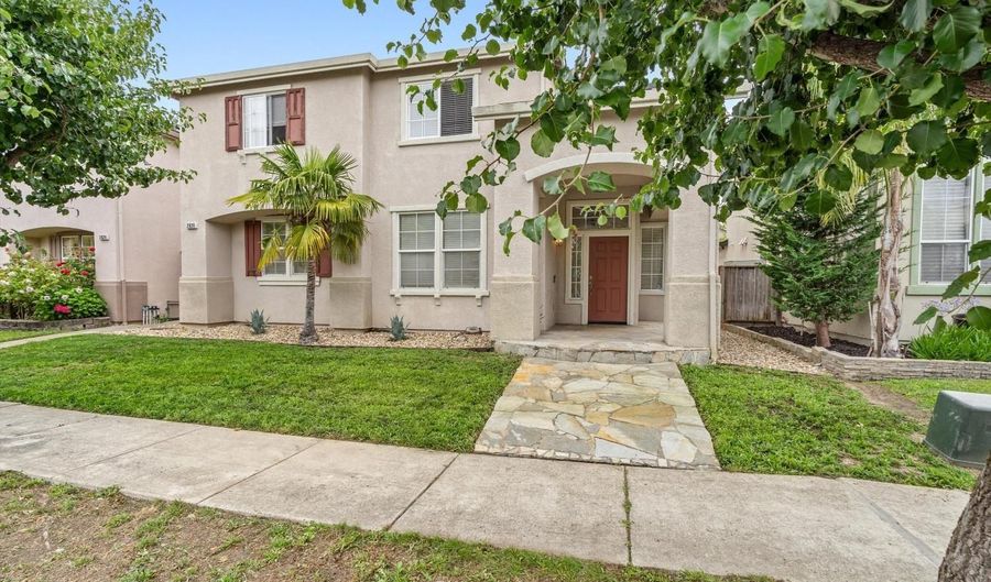 2828 Coleman Glen Ln, Santa Rosa, CA 95407 - 4 Beds, 3 Bath