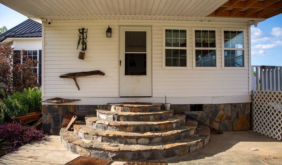 1054 Penny Morris Rd, Baxley, GA 31513 - 3 Beds, 2 Bath