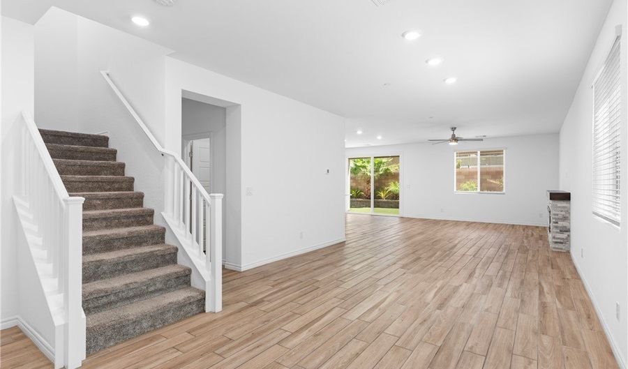 820 Aurelie Ridge St, Henderson, NV 89011 - 4 Beds, 4 Bath