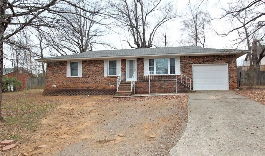20 Squires St, Alma, AR 72921 - 3 Beds, 2 Bath