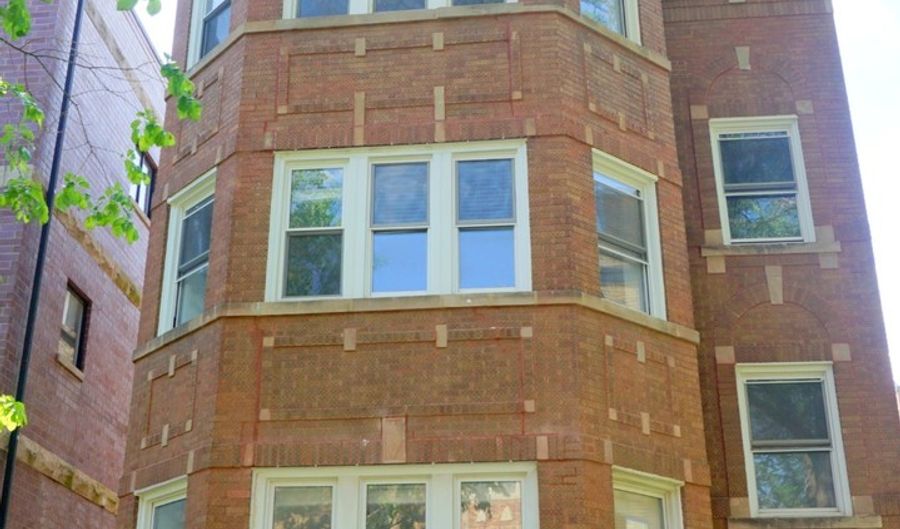 6532 N Francisco Ave 3, Chicago, IL 60645 - 2 Beds, 2 Bath