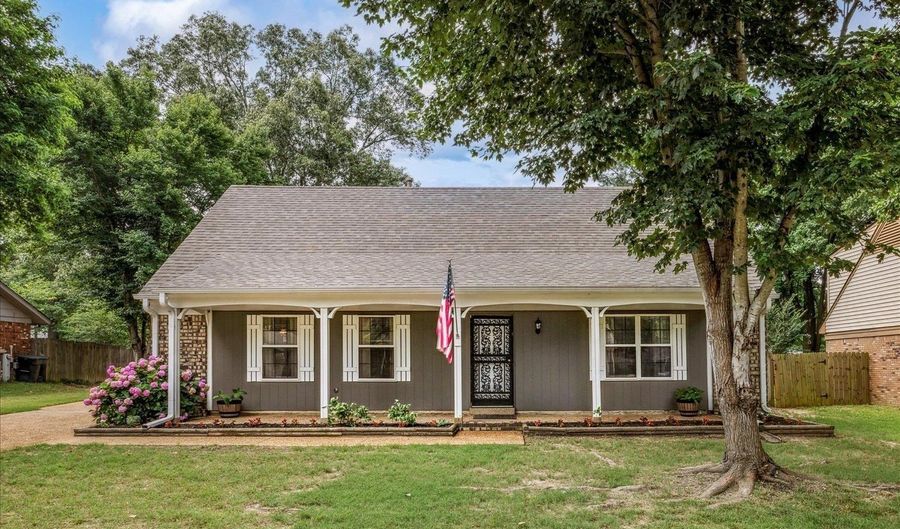 5743 ROBIN HOP, Bartlett, TN 38134 - 4 Beds, 2 Bath
