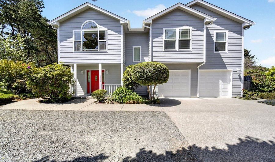 3956 BEACH LOOP Dr SW, Bandon, OR 97411 - 3 Beds, 3 Bath