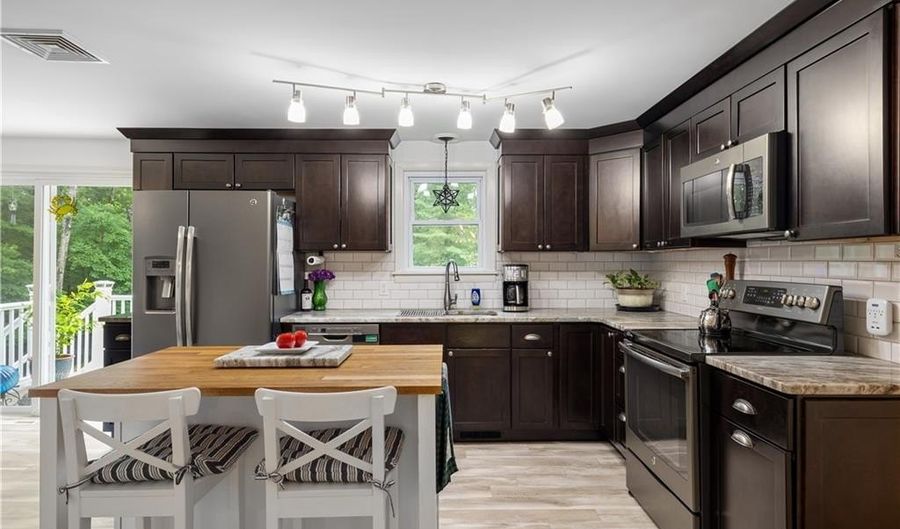498 Camp Westwood Rd, Coventry, RI 02827 - 3 Beds, 2 Bath