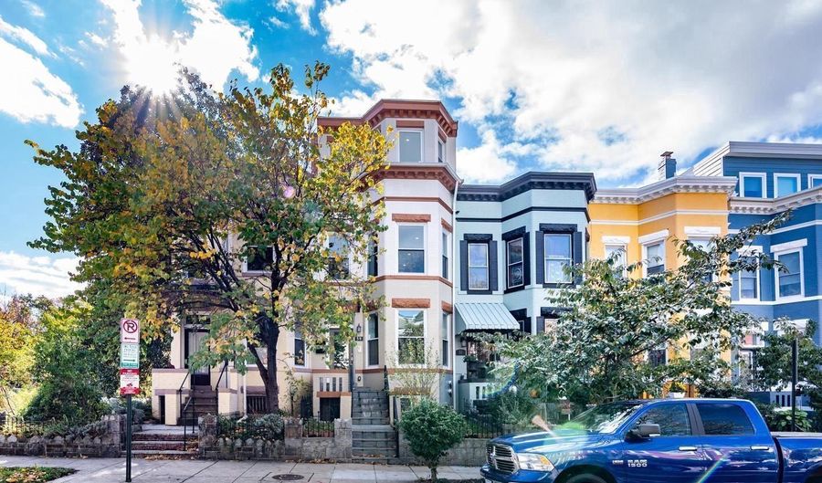 59 R St NE 2, Washington, DC 20002 - 3 Beds, 3 Bath