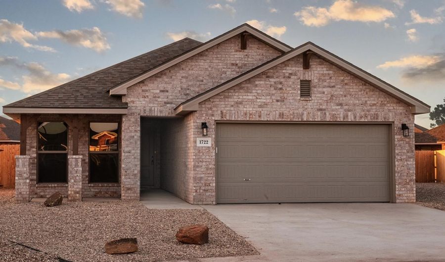 7005 14th St, Lubbock, TX 79416 - 4 Beds, 2 Bath