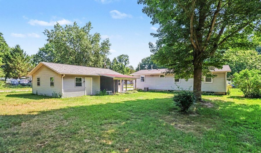 546 S Sherman St, Allegan, MI 49010 - 3 Beds, 2 Bath