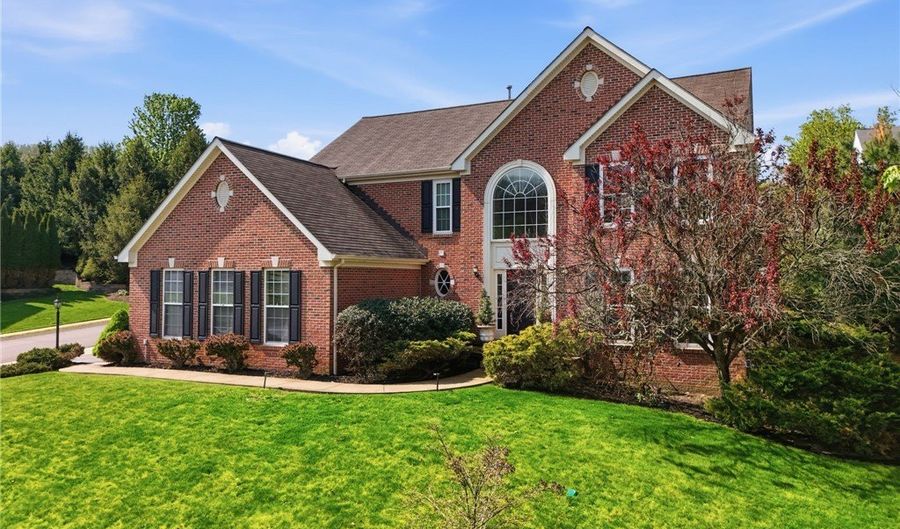254 Cliffside Dr, Adams Twp., PA 16046 - 4 Beds, 4 Bath