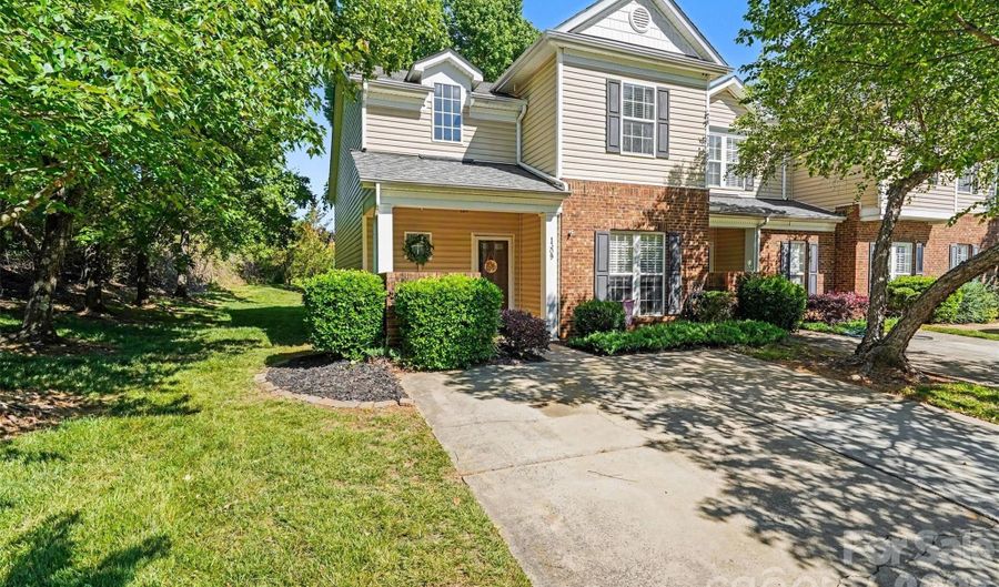 1309 Anthem Ct, Charlotte, NC 28205 - 3 Beds, 2 Bath