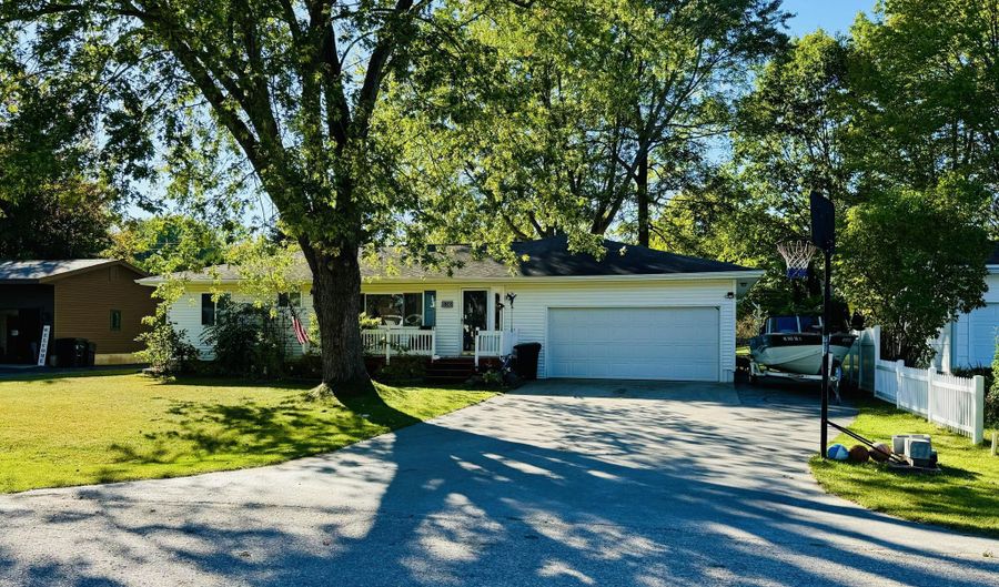 536 Brentwood Dr, Alpena, MI 49707 - 3 Beds, 2 Bath