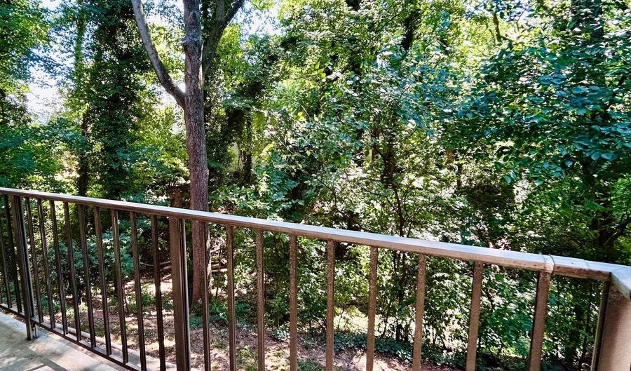 5219 NEWTON St 102, Bladensburg, MD 20710 - 2 Beds, 1 Bath