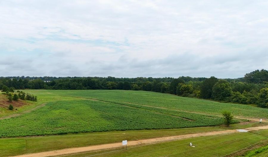 816 W Chambers Dr, Booneville, MS 38829 - 0 Beds, 0 Bath