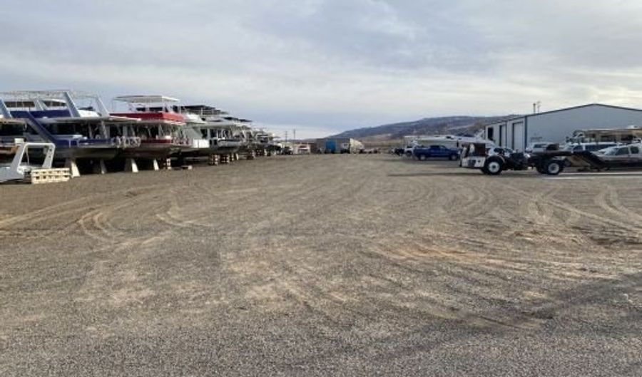 25 N Arlington Way, Big Water, UT 84741 - 0 Beds, 1 Bath