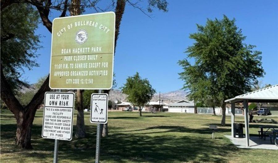 1057 Terrace Dr, Bullhead City, AZ 86442 - 4 Beds, 3 Bath