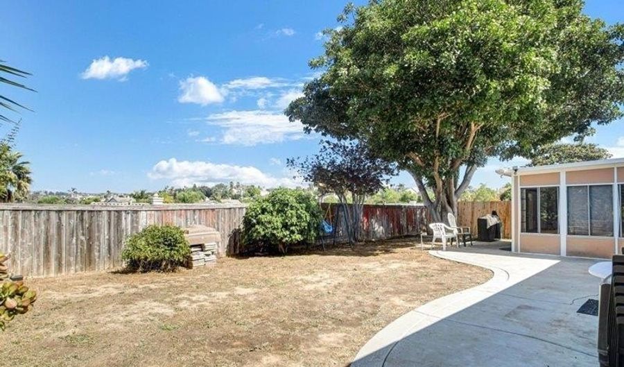 675 Parker St, Oceanside, CA 92057 - 3 Beds, 2 Bath