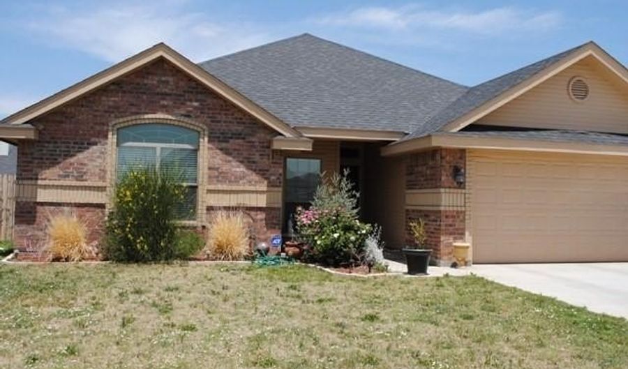 818 Running Water Trl, Abilene, TX 79602 - 4 Beds, 2 Bath