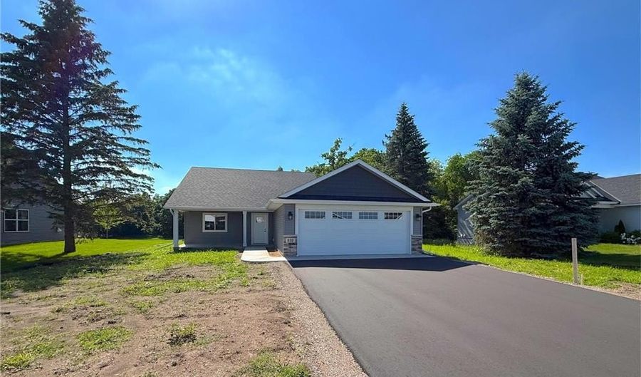 810 Morrison Ave, Annandale, MN 55302 - 2 Beds, 2 Bath