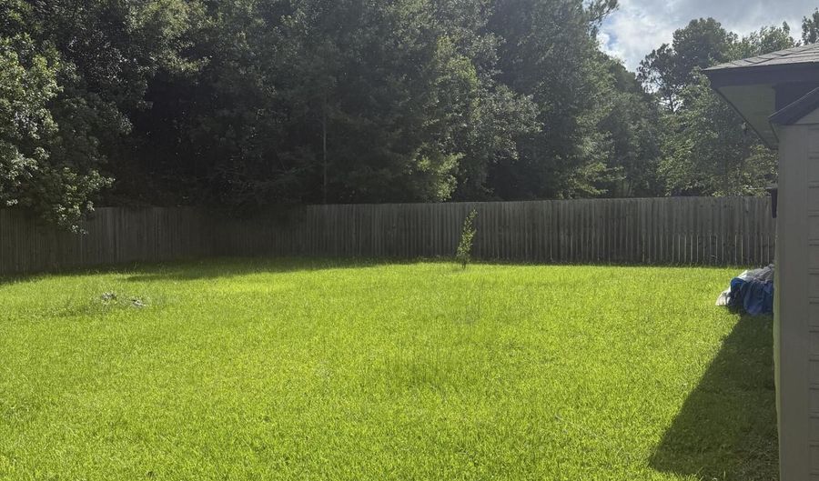 15512 Anderson Dr, Biloxi, MS 39532 - 4 Beds, 2 Bath