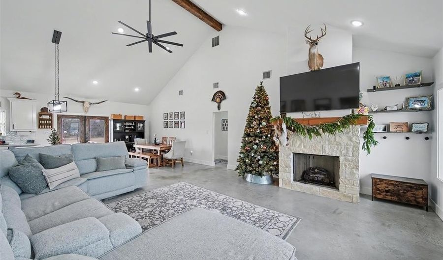 2011 County Road 1590, Alvord, TX 76225 - 3 Beds, 2 Bath