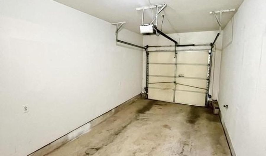1331 S LAWRENCE St, Philadelphia, PA 19147 - 3 Beds, 3 Bath