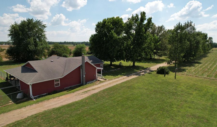 17170 Lawrence 1160, Aurora, MO 65605 - 4 Beds, 2 Bath