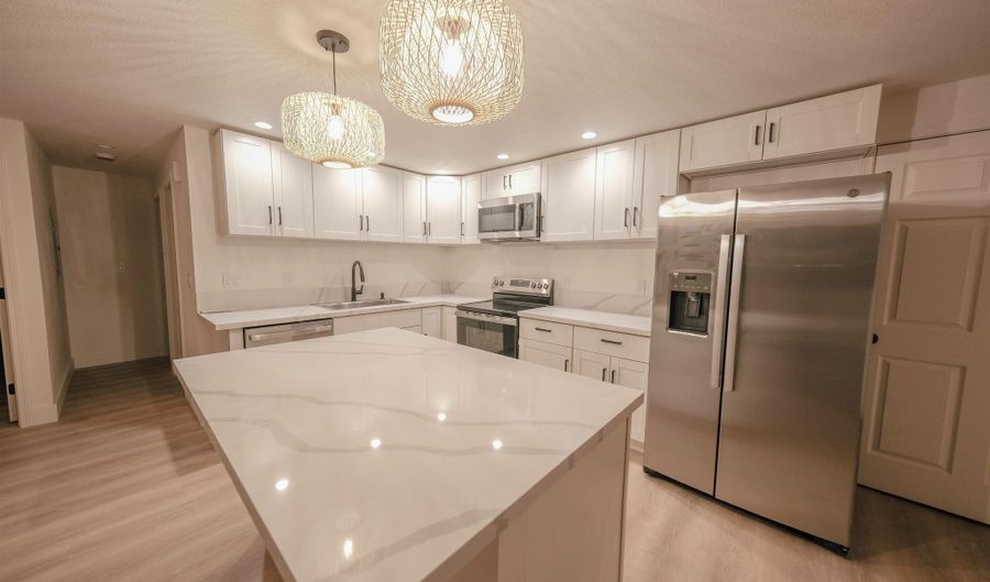 457 Aleo Pl, Kahului, HI 96732 - 3 Beds, 2 Bath