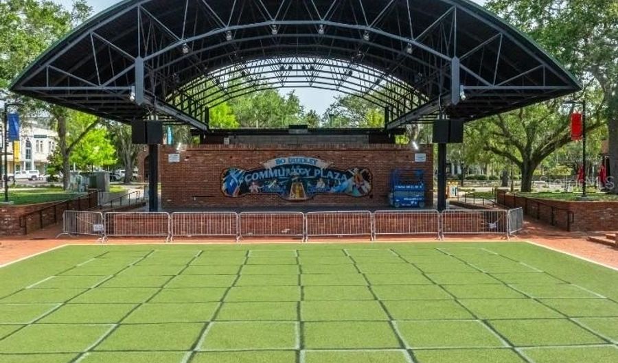 17219 NW 173RD Dr, Alachua, FL 32615 - 3 Beds, 2 Bath