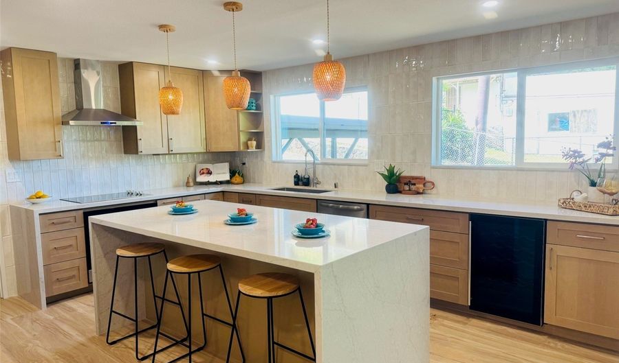 2265 Waiomao Rd, Honolulu, HI 96816 - 4 Beds, 2 Bath