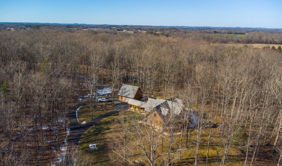 150 Harrison Mill Rd, Benton, TN 37307 - 4 Beds, 3 Bath