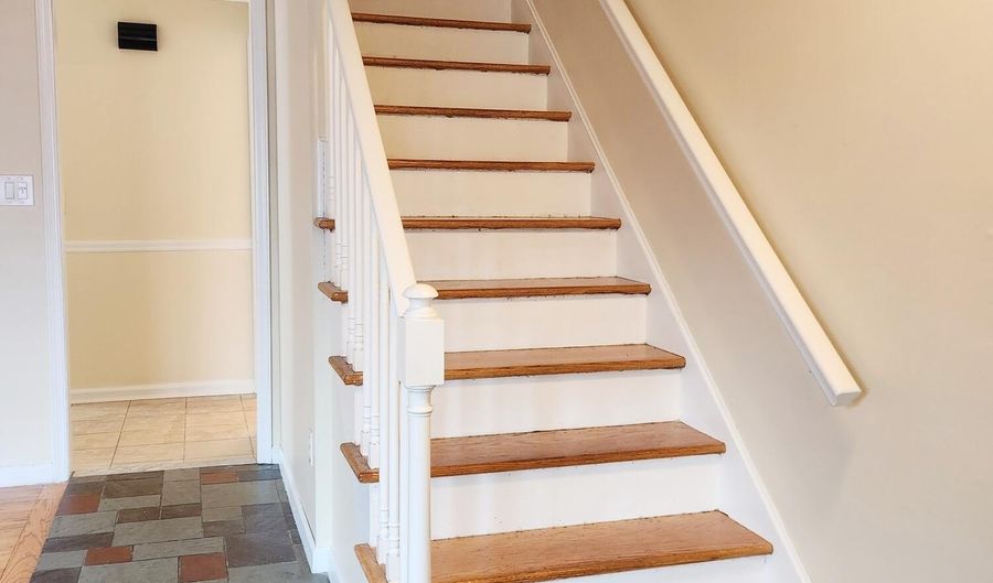 12 Palmer St, Cos Cob, CT 06807 - 6 Beds, 4 Bath