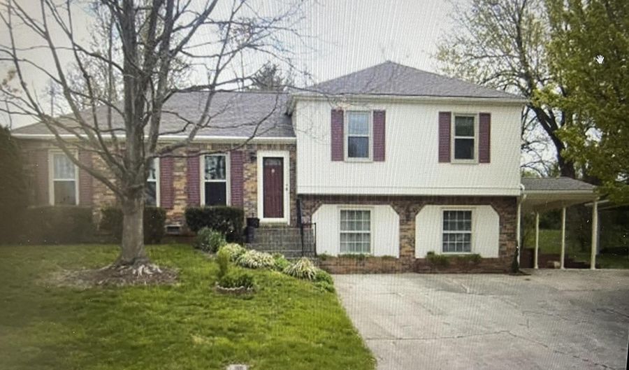 105 Hurstland Ct, Bardstown, KY 40004 - 4 Beds, 2 Bath