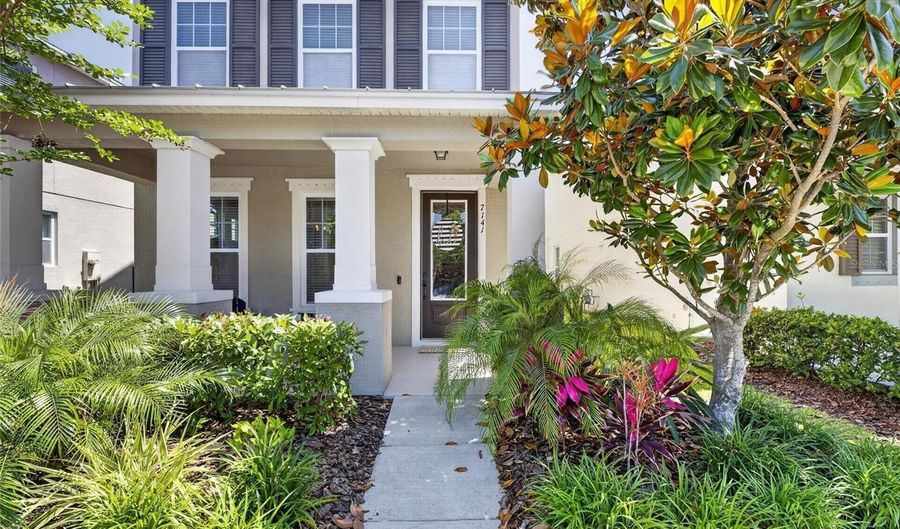 7141 BOWSPIRIT Pl, Apollo Beach, FL 33572 - 3 Beds, 3 Bath