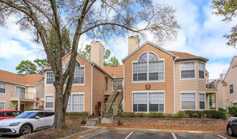 685 Youngstown Pkwy 300, Altamonte Springs, FL 32714 - 3 Beds, 2 Bath